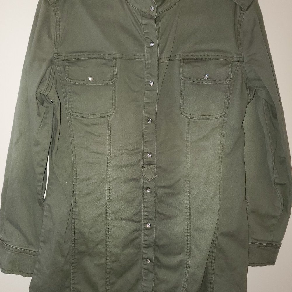 Forest green button down denim material tunic shirt, long sleeve, size small